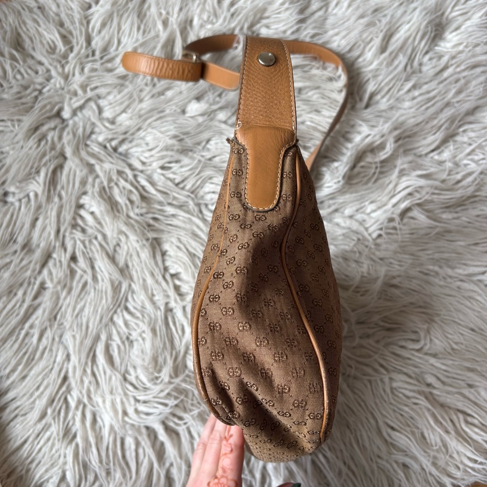 Gucci Vintage 80s GG Monogram Interlocking G Canvas Leather Trim Crossbody Bag - Picture 7 of 16